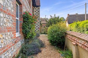 Photo 24- click for photo gallery